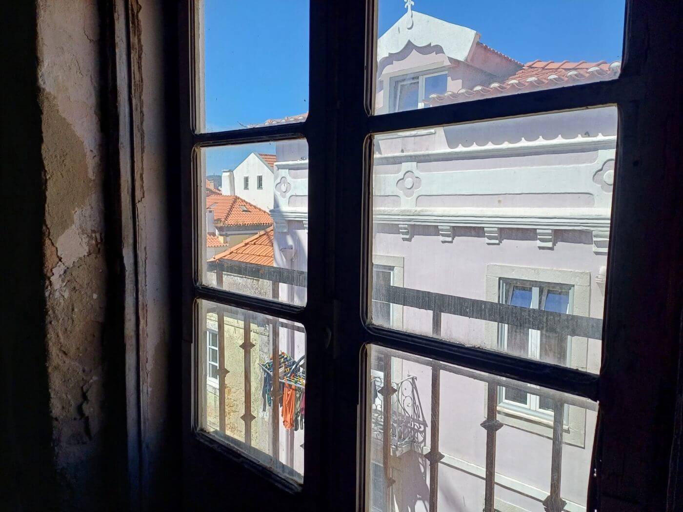 View over Setúbal's tiled rooftops and traditional façades